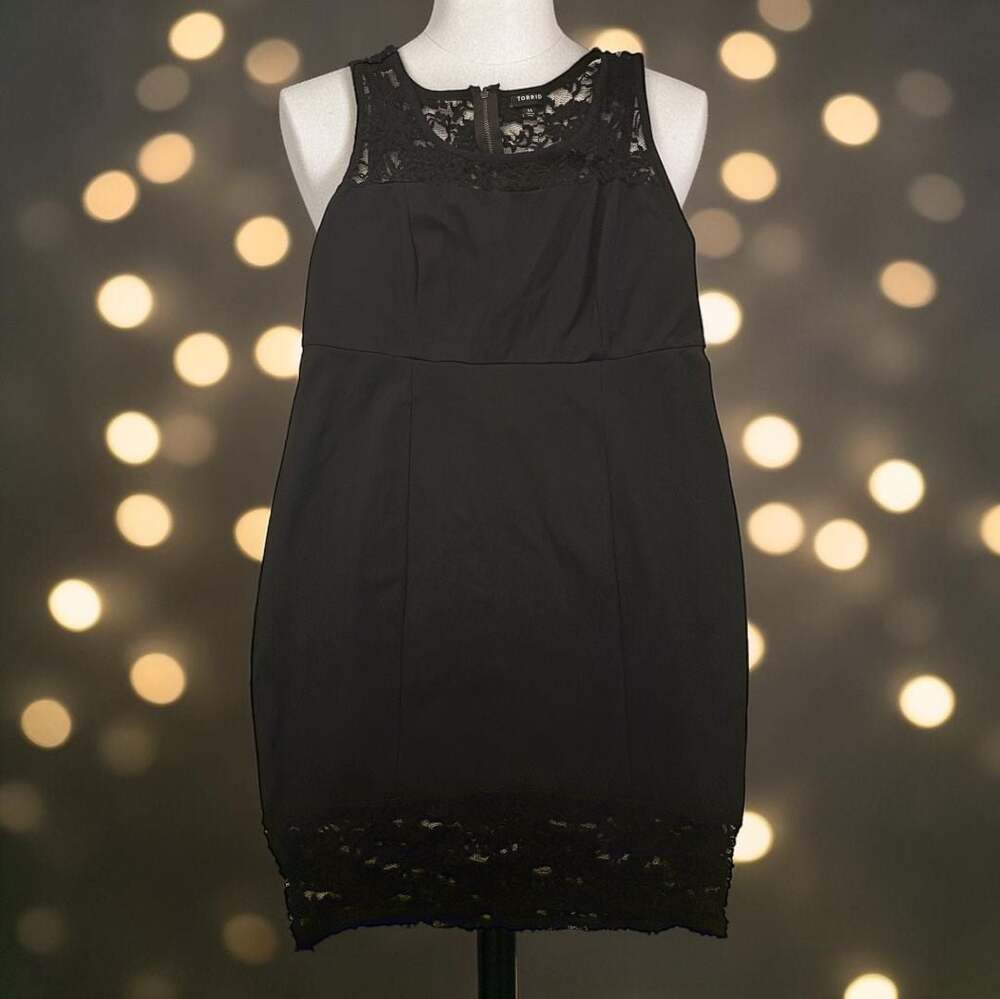 Torrid Black Lace Trim Sleeveless Sheath Bubble Dress Size 14